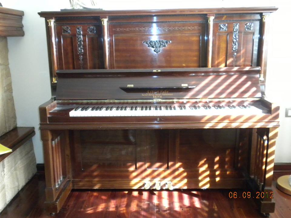 Piano 3